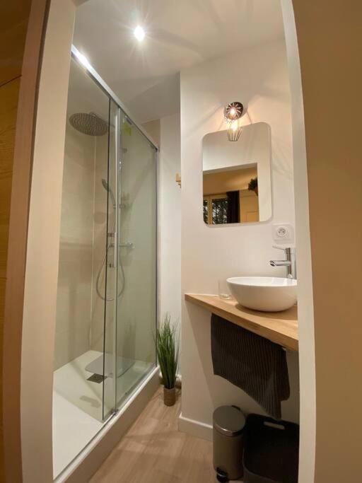 Cozy 1Br+Sofa Bed In Lyon Center Apartman Kültér fotó