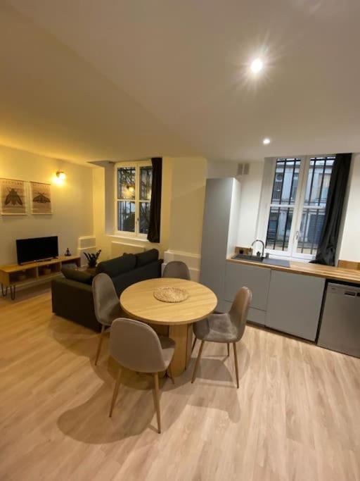 Cozy 1Br+Sofa Bed In Lyon Center Apartman Kültér fotó